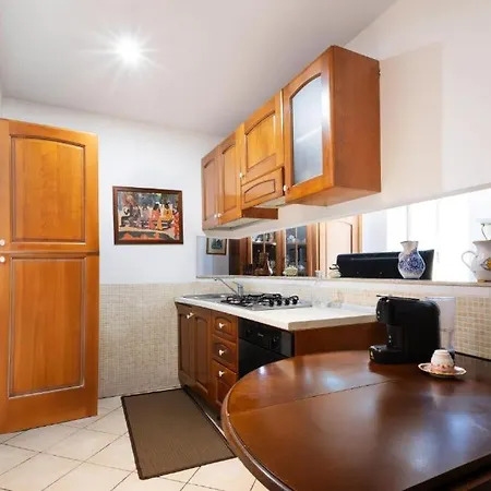 Casa de hóspedes Esquilino Confort 4*